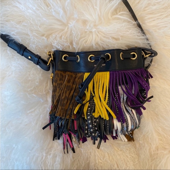 IN SEARCH OF THIS PURSE! - Picture 2 of 4